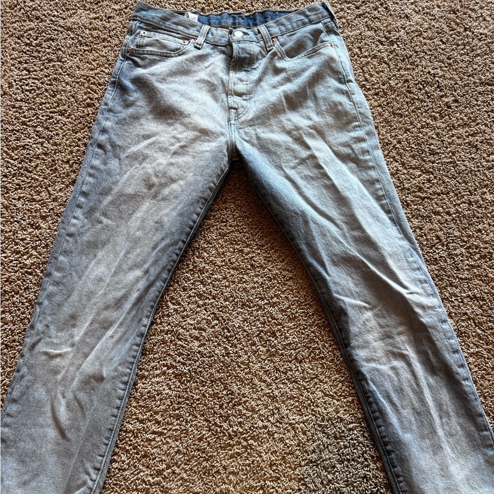 LEVI’s 501 Jeans
30in x 32in